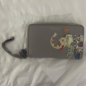 Tory Burch Gray Elephant Motif Wristlet
